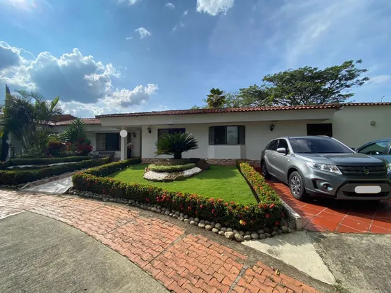 Casa En Conjunto Cerrado En Venta Barrio Ciudad Jardín Cali Valle