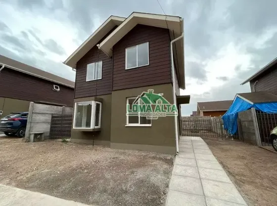 Amplia Casa De 3 Dormitorios Y 3 Baños Comuna Puente Alto
