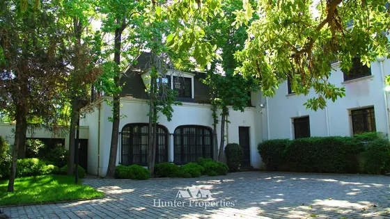 Casona Mas Edificio En Arriendo 877+iva