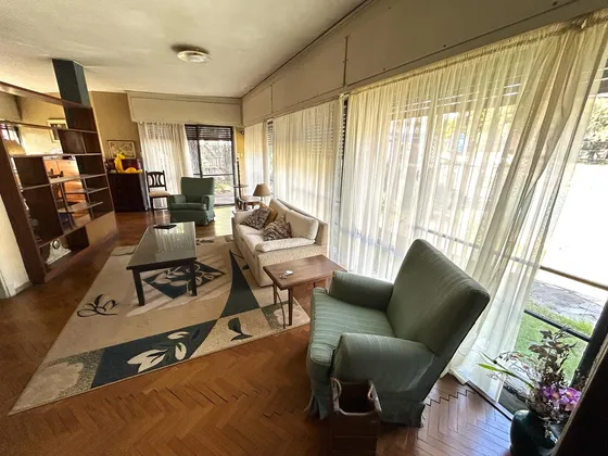 Venta De Casa De 4 Dormitorios En El Prado, Montevideo