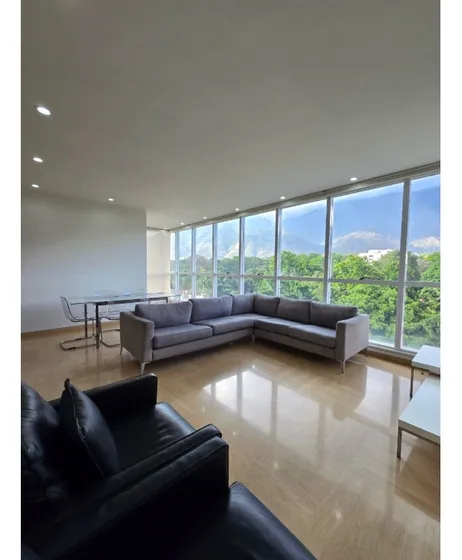 Apartamento En Venta 103 M2 - Urb. Campo Alegre