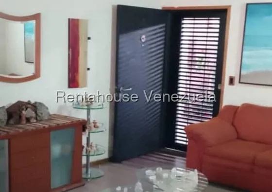 Cs Vende Apartamento Terrazas De Guaicoco Con Financiamiento 25-19861 