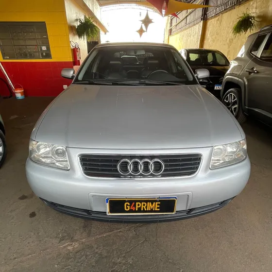 Audi A3 1.8 5p