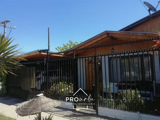 Excelente Y Amplia Casa En Venta En Maipú (regularizada)
