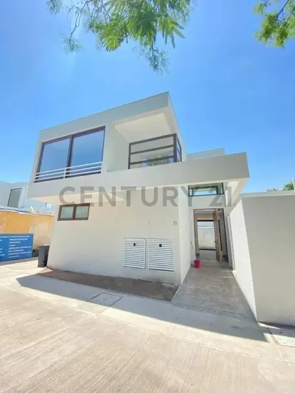 Casa Nueva En Condominio La Reina