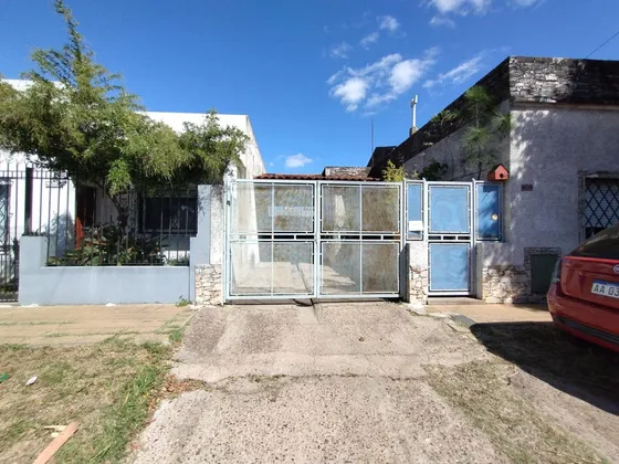 En Alquiler Ph De 2 Ambientes Al Medio Zona El Palomar F: 10327