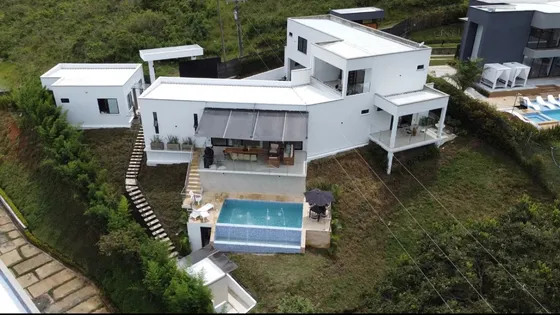 Calima, 3.000 M2, Hermosa Finca En Venta