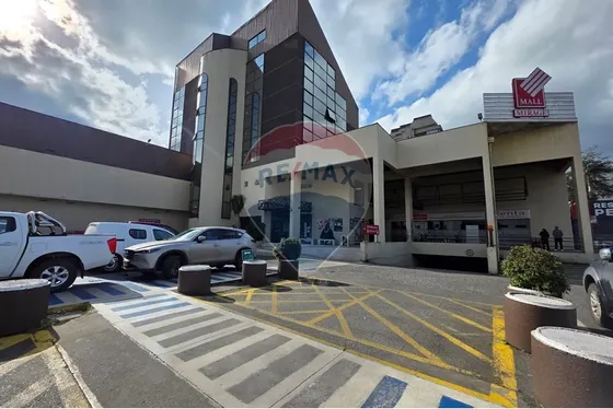 Se Vende Oficina De 46 M2, Mall Mirage
