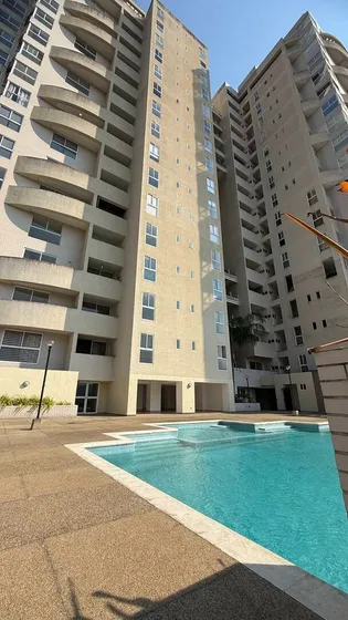 Solo Clientes Venta Apartamento En Iceberg. Obra Blanca Y Planta 100%