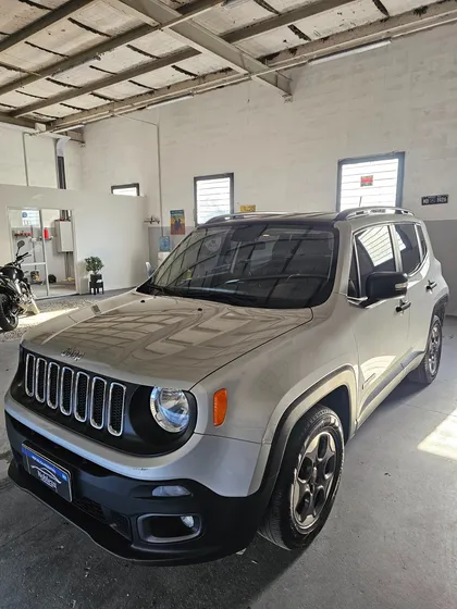 Jeep Renegade 1.8 Sport At