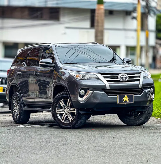 Toyota Fortuner 2.7l