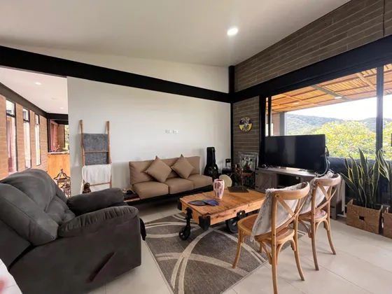 Casa En Venta, El Retiro