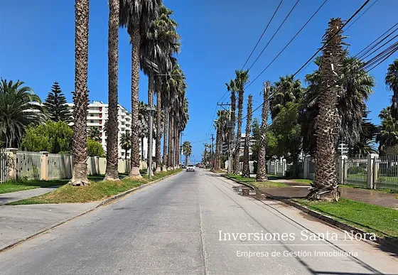 Terreno Urbano 5.735 M A 1 Cuadra Av. Del Mar, La Serena