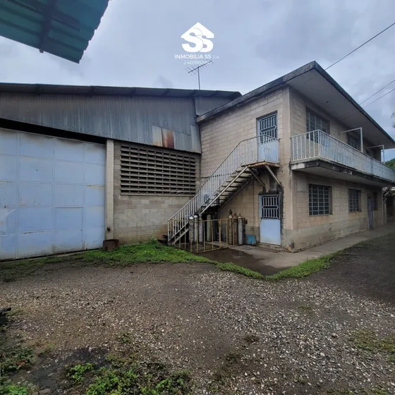 Se Vende Bello Gal´pon Economico En Cagua, Zona Industrial 