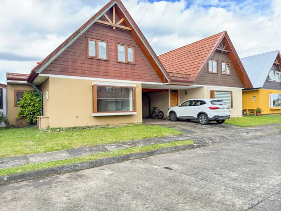 Tu Nuevo Hogar: Espaciosa Casa De 140 M² En Condominio 