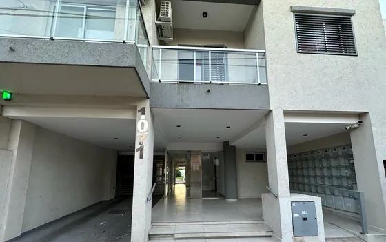 Calle 41 Entre 16 Y 17- Monoambiente En Venta