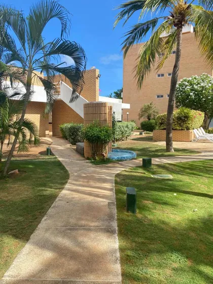 Conjunto Res. Loma Real, Se Vende Ph Duplex. Ic-00374