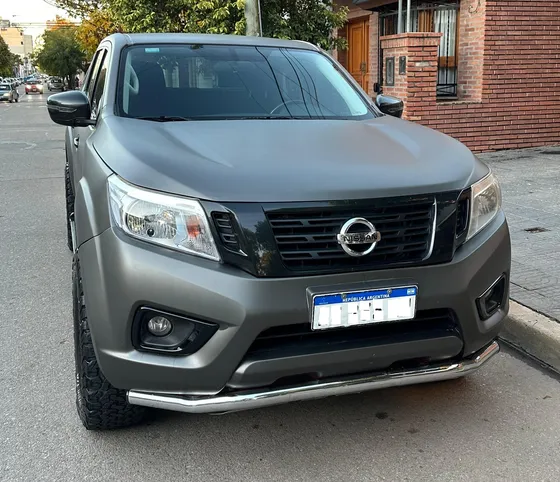 Nissan Frontier 2.3 Xe Cd 4x2 Mt