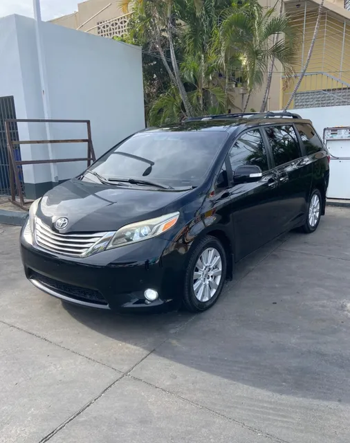 Toyota Sienna Límited Americana