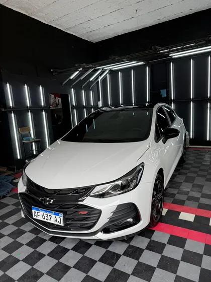 Chevrolet Cruze 5 1.4 Rs At 5 P