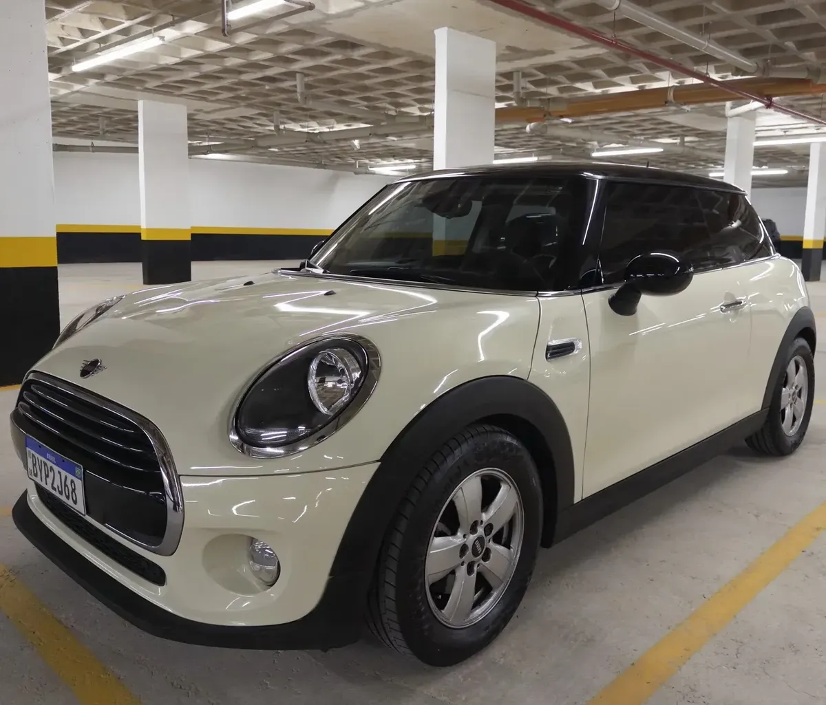 Mini Cooper 2019 1.5 Exclusive Aut. 3p Mini Cooper 2019 1.5 Exclusive Aut. 3p