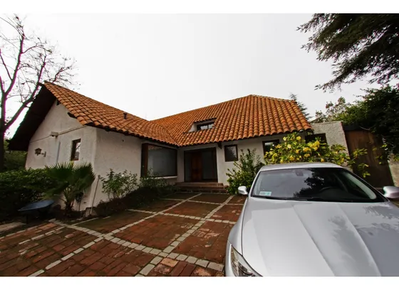 Casa En Los Trapenses 