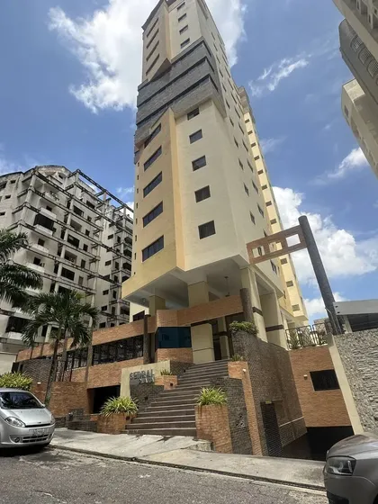 Meb, Venta Apartamento Residencias Cedral Plaza El Bosque, 32112