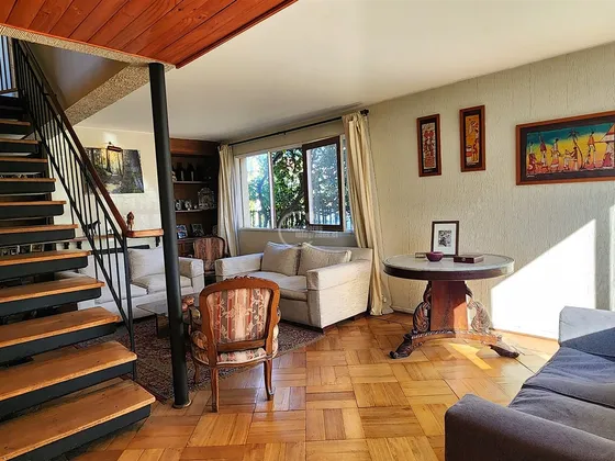 Casa En Venta De 5 Dorm. En Las Condes