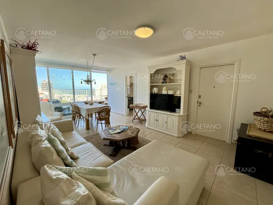 Apartamento En Alquiler Invernal 2 Dormitorios. Península, Punta Del Este 