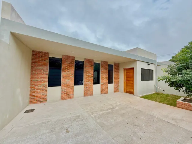 Vendo Hermoso Chalet A Estrenar En Luque Laurelty