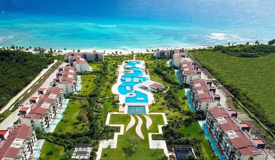 Condominio Frente Al Mar Con Alberca Privada, 3,000 M2 De Al