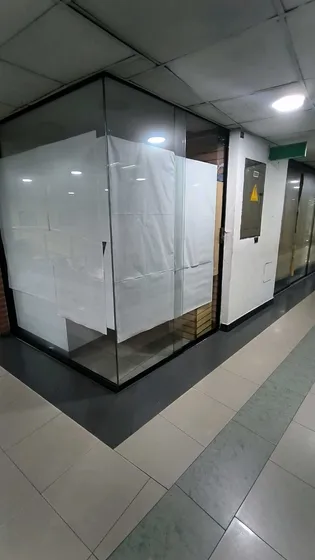 Venta De Local En El Centro Comercial Victoria Plaza