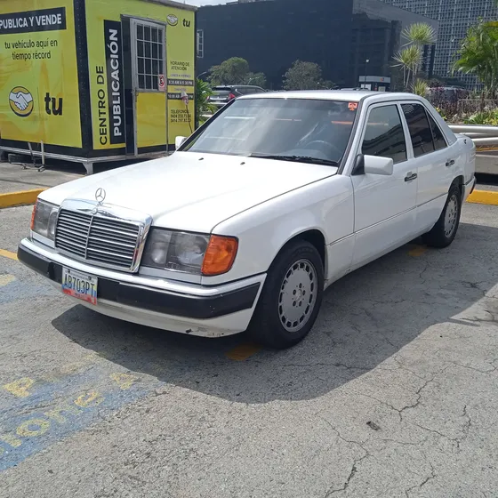 Mercedes-benz 260e Automatico
