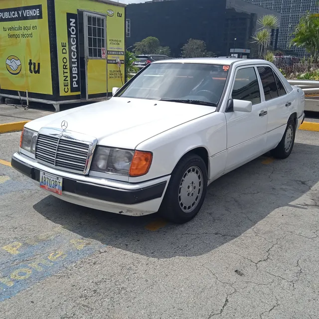 Mercedes-benz 260e Automatico