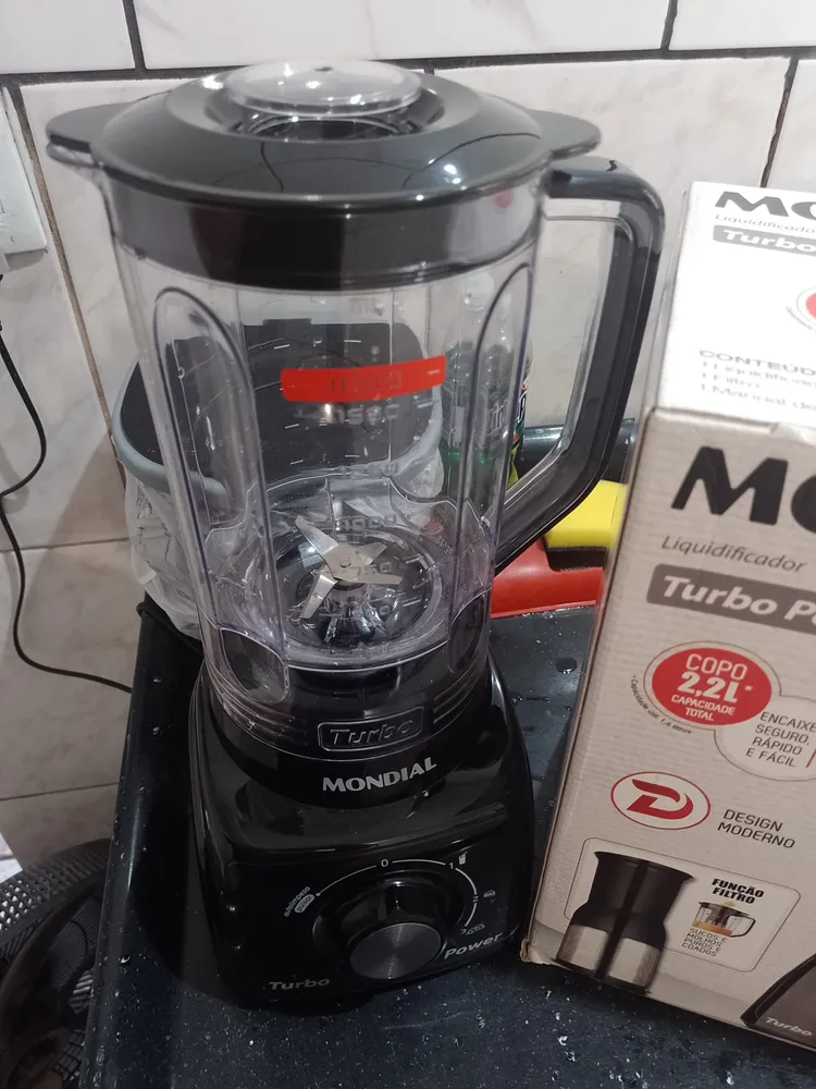 Detalhe da jarra do liquidificador Mondial