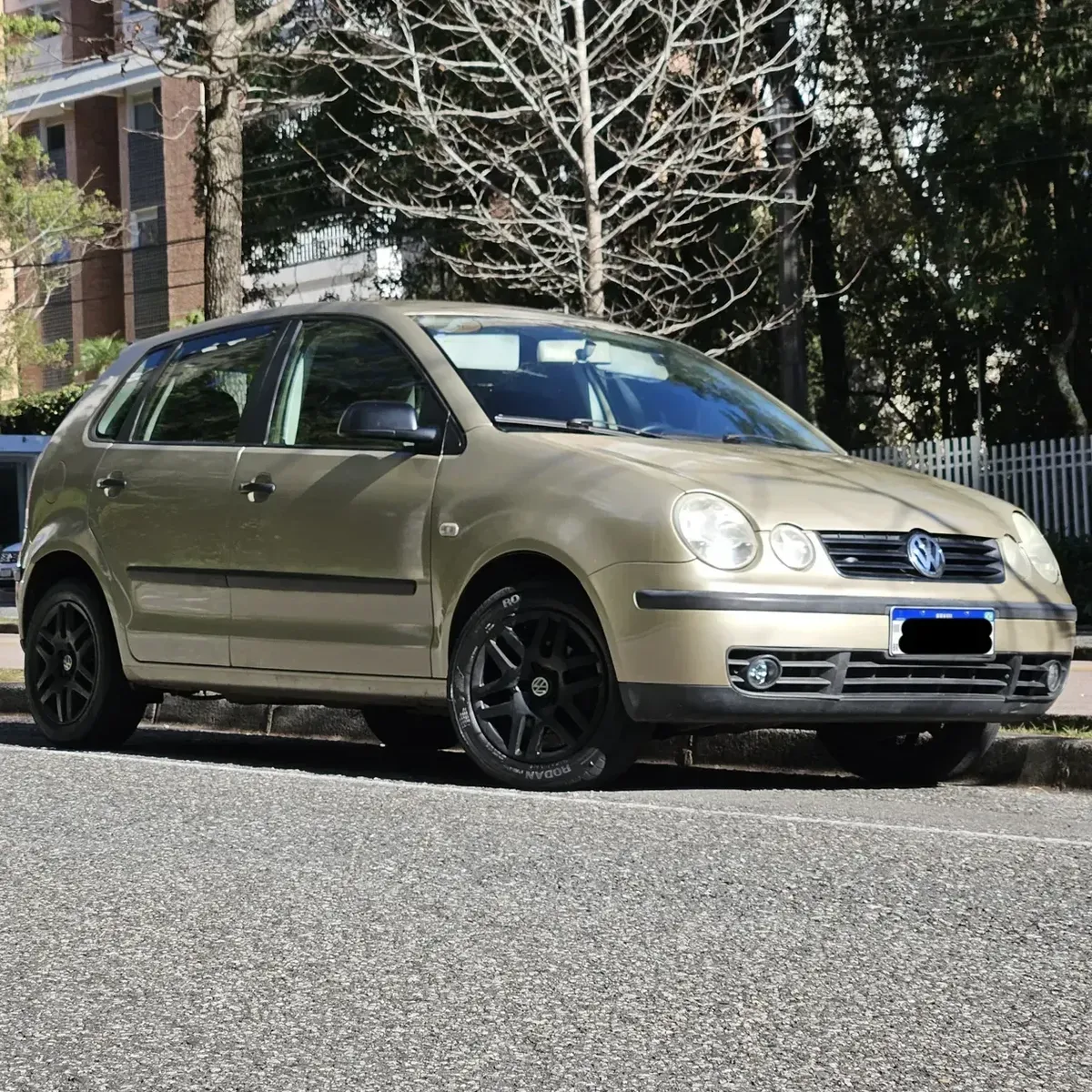 Volkswagen Polo 2004 1.6 Série Ouro 5p Volkswagen Polo 2004 1.6 Série Ouro 5p