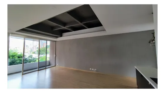 Apartamento En El Poblado Sector Loma De Los Parra