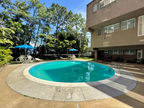 Apartamento De Lujo En Colinas De Bello Monte  65m2