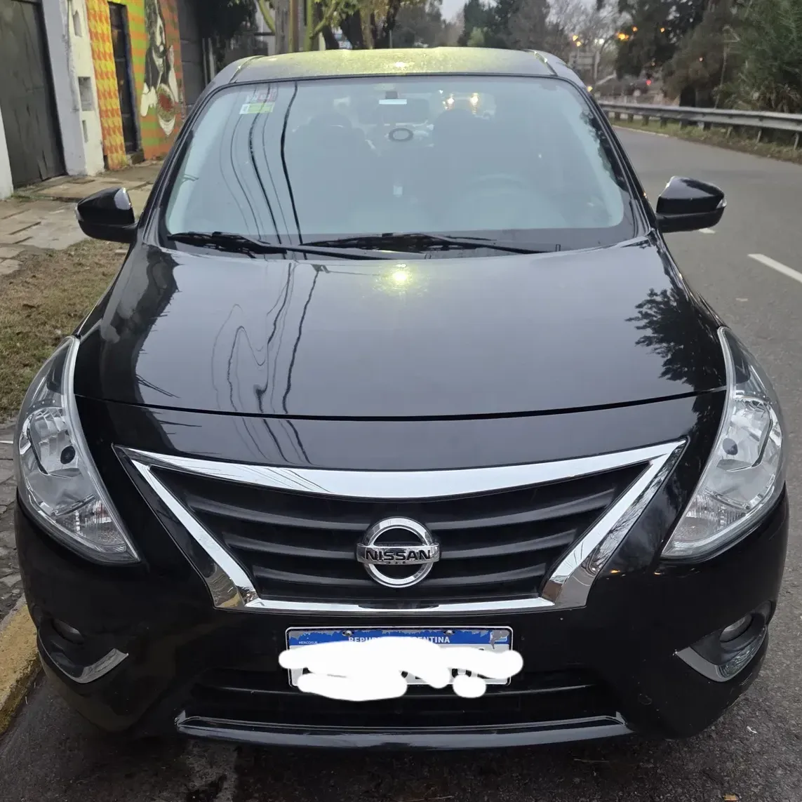 Nissan Versa Advance