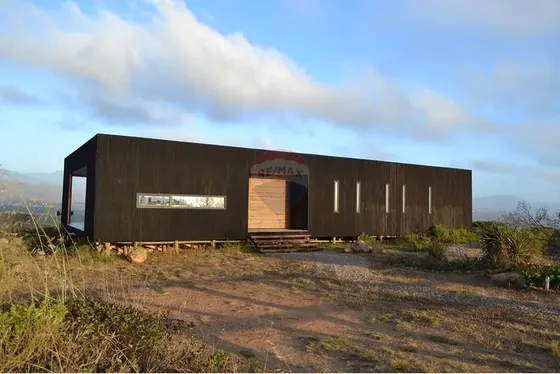 Casa Amoblada Con Vista Al Mar En Los Molles