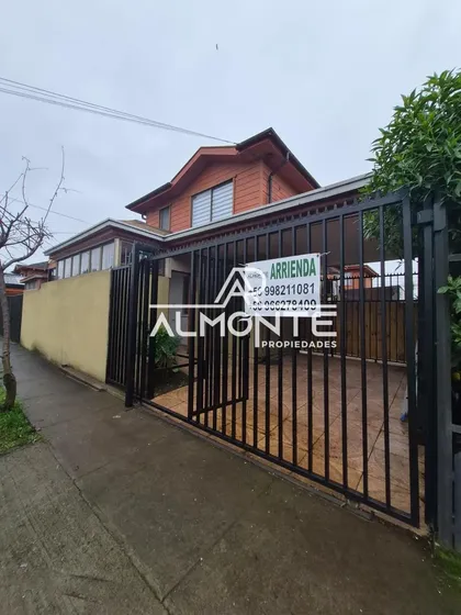 Se Arrienda Cómoda Casa Sector Aires, San Pedro De La Paz