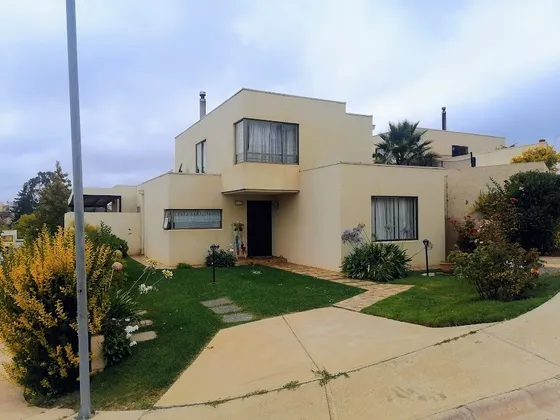 Casa En Exclusivo Condominio, Bosque Real De Curauma  