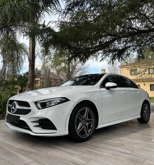 Mercedes-benz Clase A 2.0 A250 Amg-line 224cv Sedan
