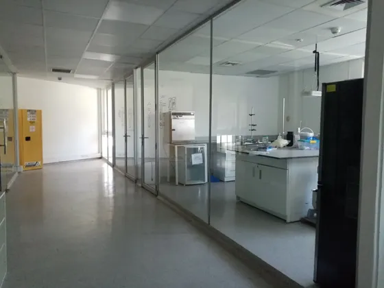 Excelente Oficina En Ciudad Empresarial 281 M2 Privados