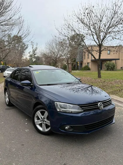 Volkswagen Vento 2.5 Luxury 170cv
