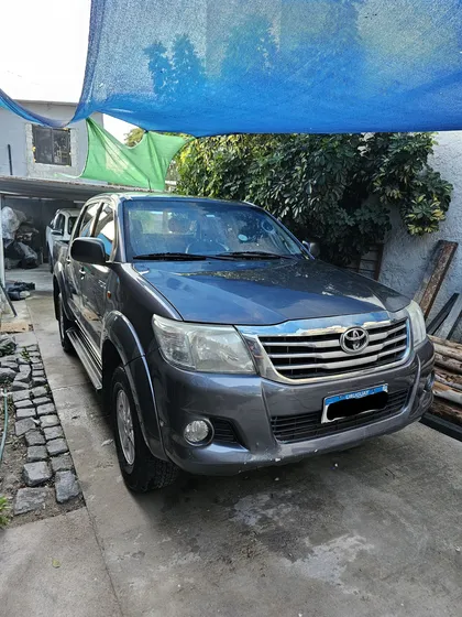 Toyota Hilux 2.7 Cd Srv Vvti 4x4