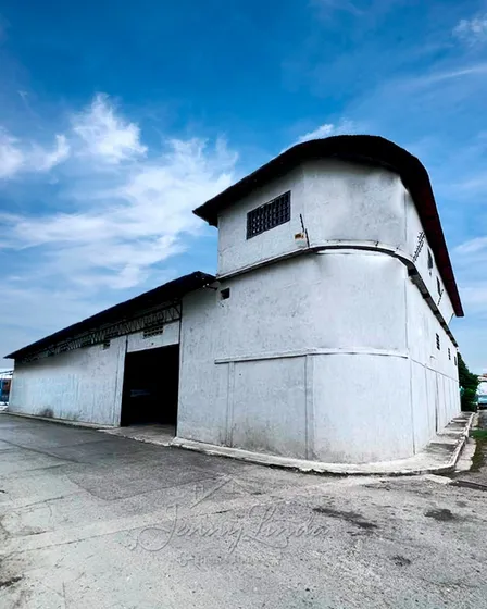 En Alquiler Galpón  2,044 M² Avenida Los Aviadores Sector San Luis Aragua Maracay