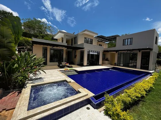 Casa Venta En Altos De Komula Etapa 1
