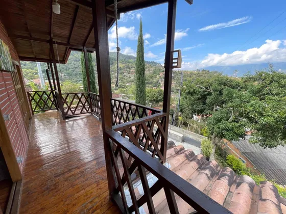 Casa Finca Copacabana Antioquia, Vereda El Salado 1.100mts