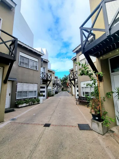 Duplex En Venta En Complejo S/ Marco Polo, Villa Bosch